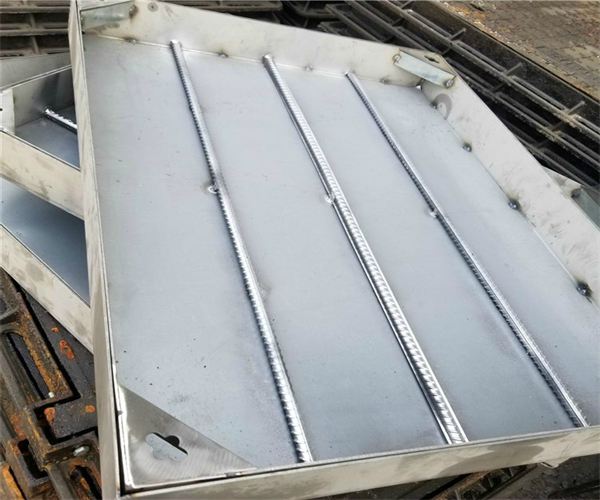 不銹鋼井蓋批發(fā):質(zhì)量與價(jià)格的結(jié)合 不銹鋼井蓋批發(fā):質(zhì)量與價(jià)格的結(jié)合