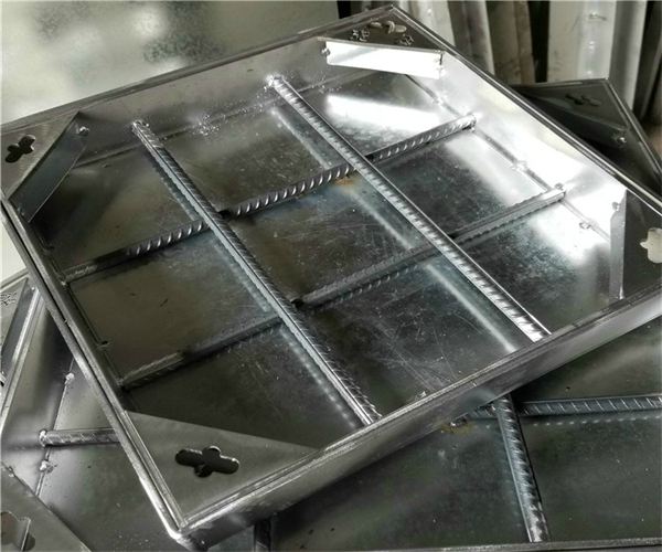 不銹鋼隱形井蓋:城市美化的隱形功臣 不銹鋼隱形井蓋:城市美化的隱形功臣