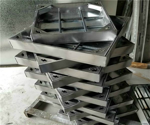 蓋邊不銹鋼隱形井蓋:美觀與實用的結合 蓋邊不銹鋼隱形井蓋:美觀與實用的結合