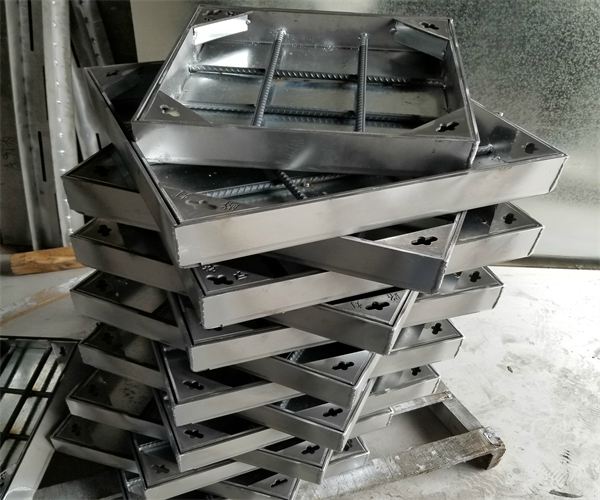 不銹鋼裝飾井蓋廠家-城市美化的隱形英雄 不銹鋼裝飾井蓋廠家-城市美化的隱形英雄