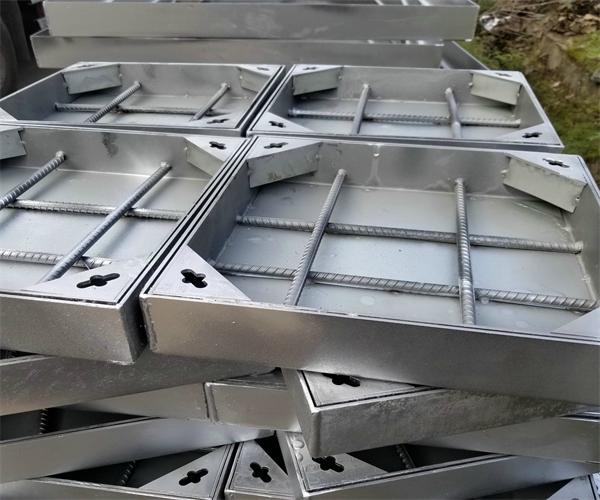 輕型球墨鑄鐵井蓋承載力一般是少 輕型鑄鐵井蓋承重少噸 輕型球墨鑄鐵井蓋承載力一般是少 輕型鑄鐵井蓋承重少噸