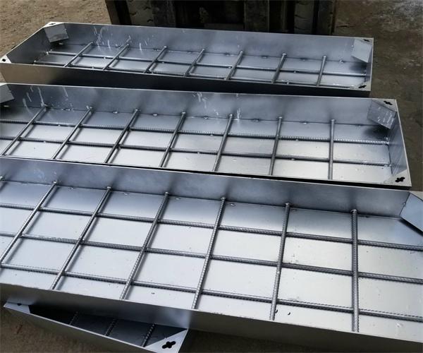 重型球墨鑄鐵井蓋重量按應(yīng)該重算 球墨鑄鐵井蓋理論重量 重型球墨鑄鐵井蓋重量按應(yīng)該重算 球墨鑄鐵井蓋理論重量