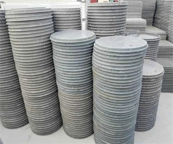 球鐵井蓋圖片 球墨鑄鐵井蓋少錢一套 球鐵井蓋圖片 球墨鑄鐵井蓋少錢一套