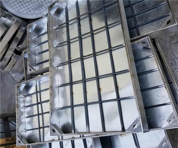 井蓋安裝方向要求示意圖 井蓋安裝施工工藝 井蓋安裝方向要求示意圖 井蓋安裝施工工藝