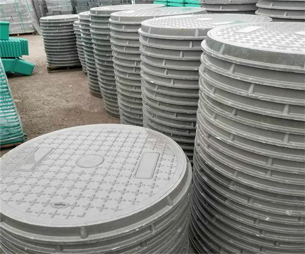 球鐵井蓋圖片 球墨鑄鐵井蓋少錢一套 球鐵井蓋圖片 球墨鑄鐵井蓋少錢一套