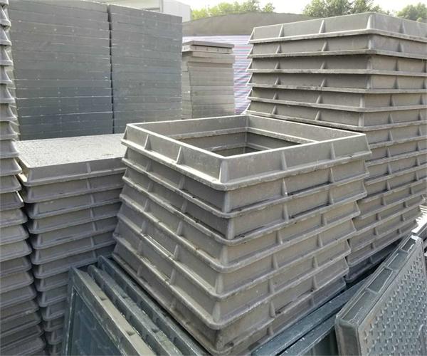 d400球磨鑄鐵井蓋 球墨鑄鐵井蓋450*750 d400球磨鑄鐵井蓋 球墨鑄鐵井蓋450*750