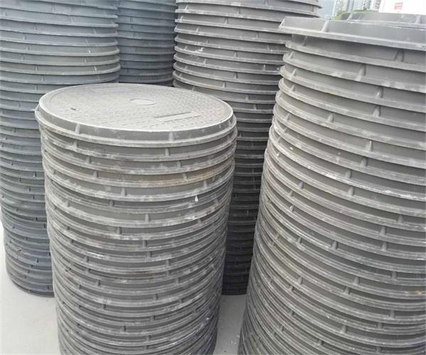 庭院井蓋遮住效果圖 庭院井蓋遮住效果圖片