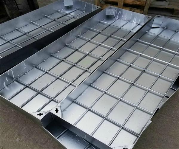 鑄鐵井蓋規格集圖 鑄鐵井蓋厚度是少 鑄鐵井蓋規格集圖 鑄鐵井蓋厚度是少