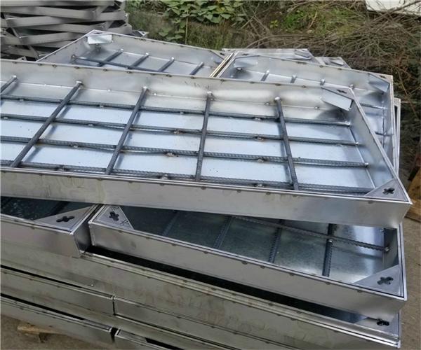 重型球墨鑄鐵井蓋重量按應(yīng)該重算 球墨鑄鐵井蓋理論重量 重型球墨鑄鐵井蓋重量按應(yīng)該重算 球墨鑄鐵井蓋理論重量