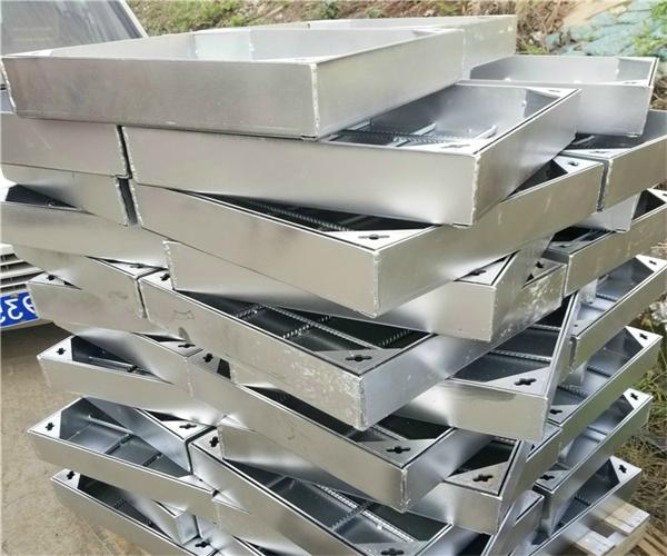 什么叫雙層井蓋 人孔井蓋圖片