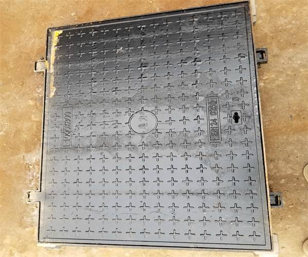 球墨鑄鐵井蓋的優點有哪些方面 球墨鑄鐵井蓋施工方案 球墨鑄鐵井蓋的優點有哪些方面 球墨鑄鐵井蓋施工方案