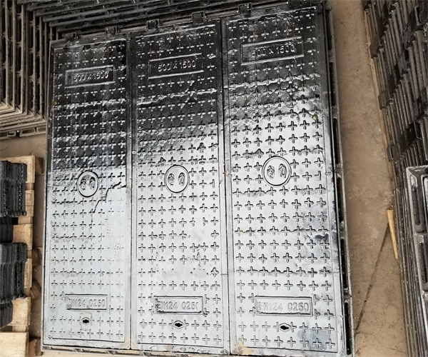 鋼筋混凝土井圈套 混凝土井圈圖片 鋼筋混凝土井圈套 混凝土井圈圖片