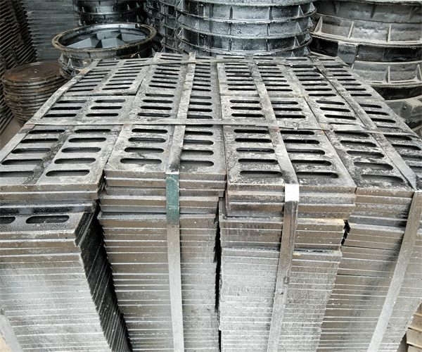 屋面鑄鐵雨水口：品質(zhì)與美觀的結(jié)合