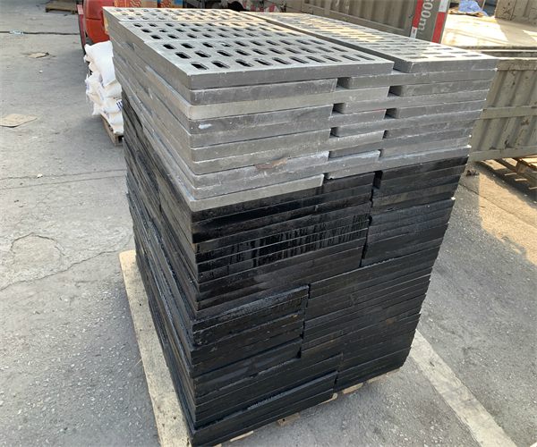 屋面鑄鐵雨水口：品質(zhì)與美觀的結(jié)合