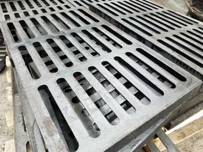 300鑄鐵水溝蓋板價格：高性價比選擇
