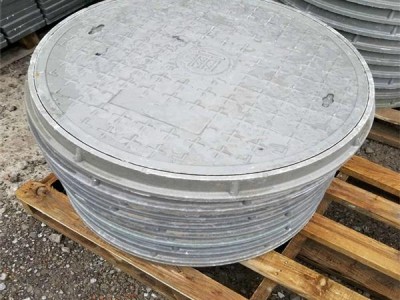 聯建井蓋下面是什么 井蓋下面是啥