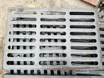 球墨鑄鐵水篦子 鑄鐵溝蓋板 450*750 C250