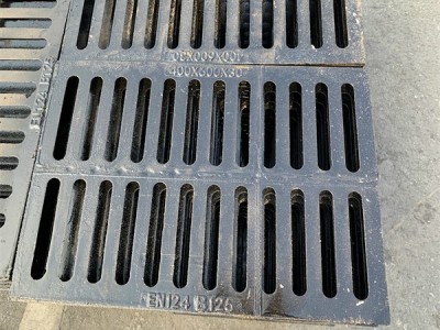 球墨鑄鐵水溝蓋板規格：提升城市基礎設施的選擇