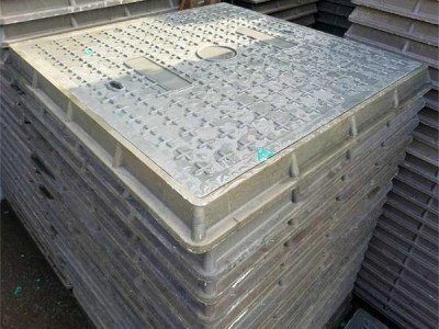 鑄鐵井蓋尺寸規(guī)格型號 鑄鐵井蓋尺寸規(guī)格型號