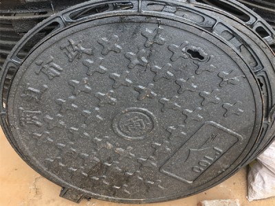 球墨鑄鐵方井蓋400＊400 方形球墨鑄鐵井蓋規格參數