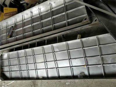 不銹鋼井蓋：城市建設(shè)的隱形英雄