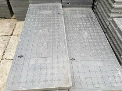 c250輕型球墨鑄鐵井蓋 球墨鑄鐵輕型井蓋規(guī)格型號