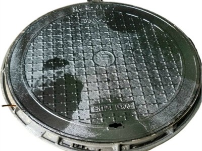 鑄鐵井蓋q15指什么 qt500-7球墨鑄鐵井蓋