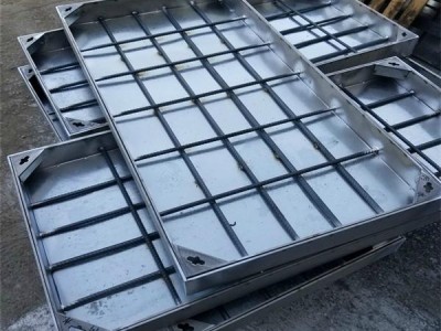 球墨鑄鐵井蓋規格表格 球墨鑄鐵井蓋600＊700