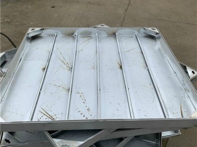 不銹鋼井蓋定做廠家電話少，選擇供應(yīng)商是關(guān)鍵