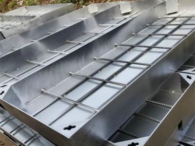 球墨鑄鐵雨水篦子尺寸 鑄鐵雨水篦子規格尺寸有哪些