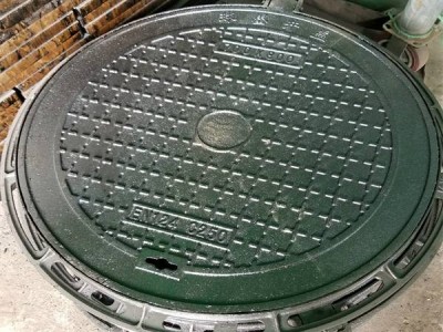 球墨鑄鐵方井井蓋 球墨鑄鐵方井井蓋安裝視頻