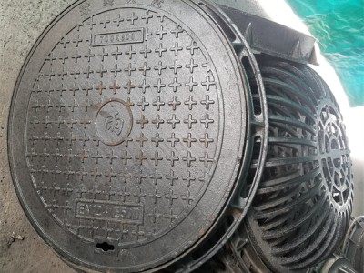 球墨鑄鐵井蓋鑄造廠家電話 球墨鑄鐵井蓋